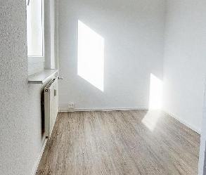 1 Zimmer, frisch saniert, Aufzug - Foto 1