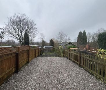 2 bedroom terraced house to rent - Photo 4