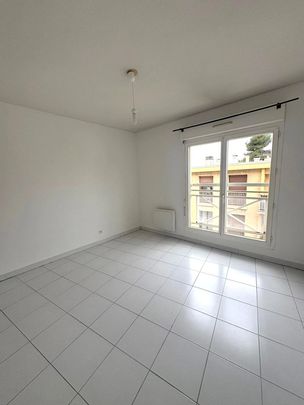 Location Appartement 3 pièces 74m² AIX EN PROVENCE 13100 - Photo 1
