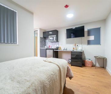 5 bedroom house to rent - Photo 2