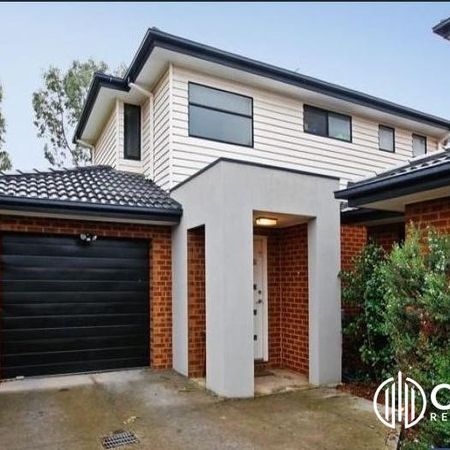 3 Bedroom Townhouse FOR LEASE!! - Photo 4