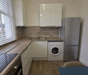 Bedsit, Osbaldeston Road, N16 - Photo 3