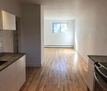 Studio chauffé à louer incluant 5 électroménagers - Photo 1