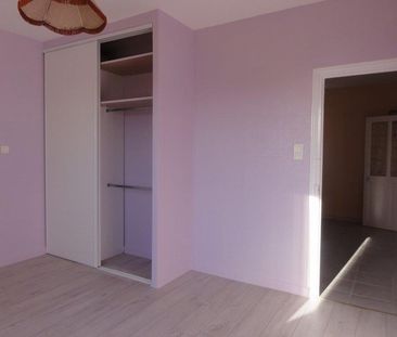 Location Appartement 4 pièces 72m² LE CREUSOT 71200 - Photo 5