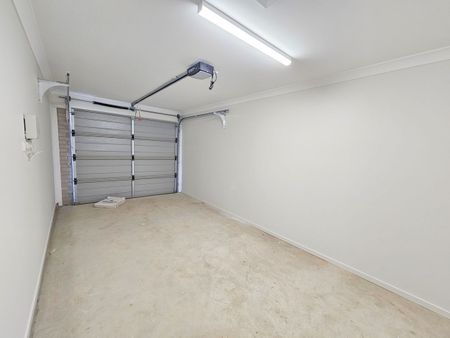 BRAND NEW PREMIUM DUPLEX - Photo 4