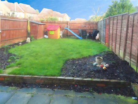 3 bedroom house to rent - Photo 3