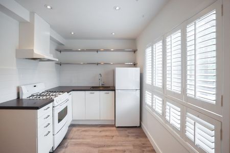 For Lease - 8 Brookmount Road Unit# 2, Toronto, Ontario - Photo 3