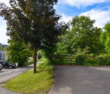 Charmante, komplett sanierte Mietwohnung mit Blick auf die Gleichen... - Foto 1