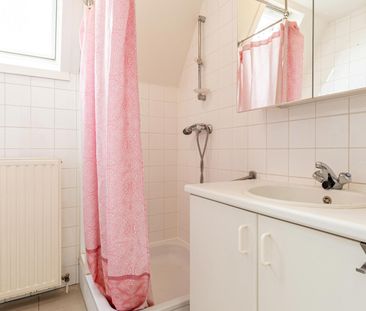 Lichtrijk appartement met 1 slaapkamer in het centrum - Photo 5