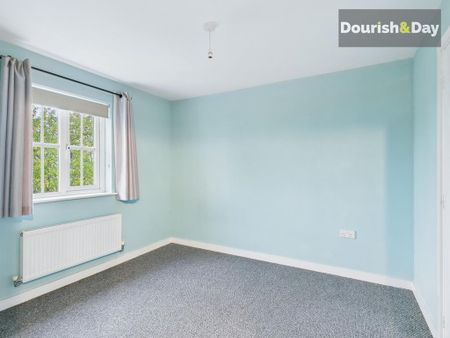 4 bedroom semi-detached house to rent - Photo 2