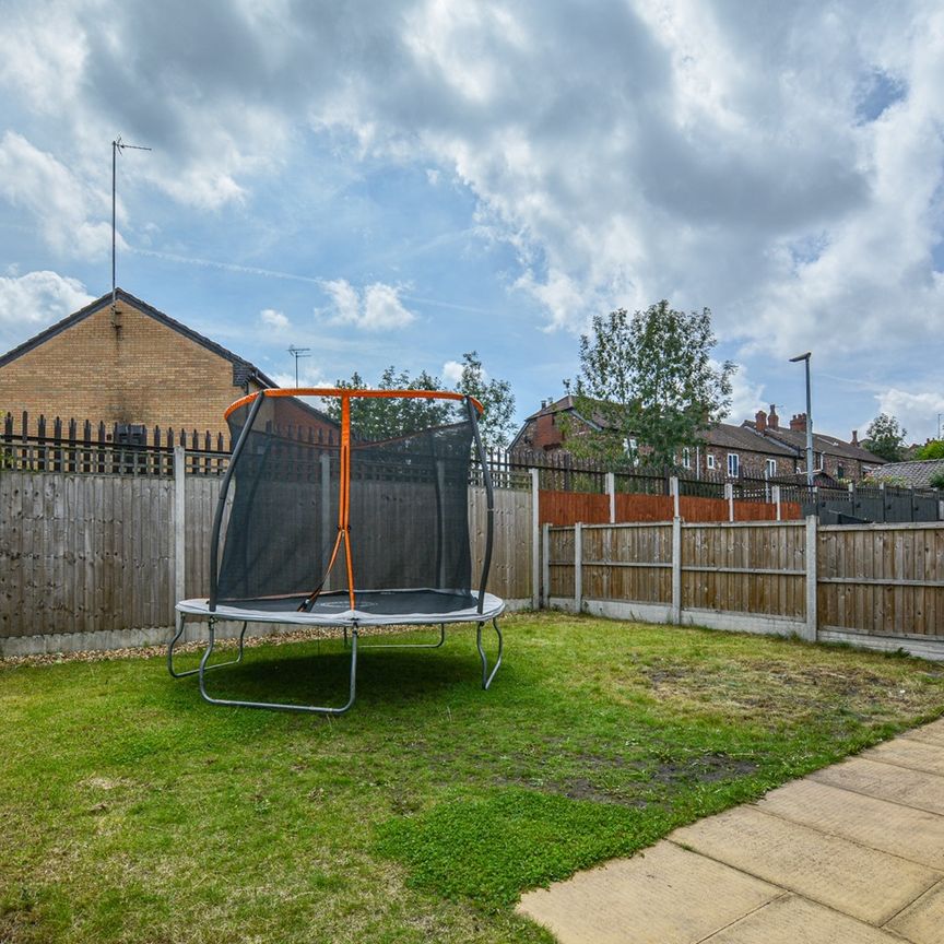 3 Bed Semi-Detached House, Magna Drive, M8 - Photo 1