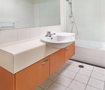 CITY CENTRE - City Fringe - Photo 5