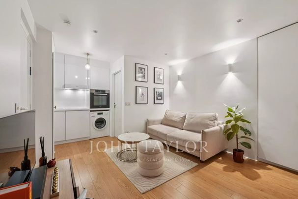 Appartement à louer Paris 8Ème - Madeleine, Paris Rive Droite, France2 200 EUR / Mois - Photo 1