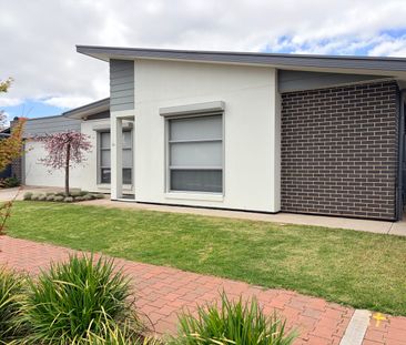 3b Hastings Road, Brighton SA 5048 - House For Rent - $875 | Domain - Photo 2