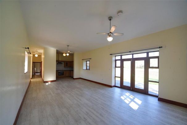 4 bedroom bungalow to rent - Photo 1