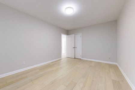 For Lease - 8 Elliotwood Court, Toronto, Ontario - Photo 5