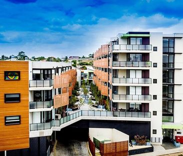 2 BEDROOM APARTMENT IN THE HEART OF BRUNSWICK - Photo 1