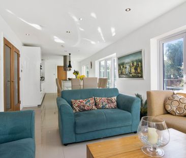 1 Piney Lane, Malone Road, BELFAST, BT9 5QS - Photo 3