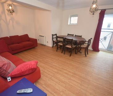 3 bedroom apartment to rent - Photo 6