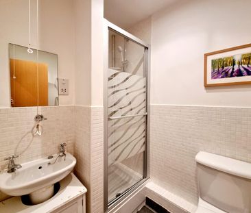 Studio to rent - Photo 3