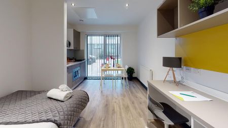 Studio to rent - Photo 2