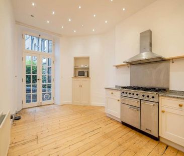 2 bedroom flat to rent - Photo 6