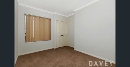 Beautifully Presented 3x2 Villa in Quiet Cul-de-Sac - Photo 4