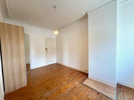 Location Appartement 4 pièces 94m² BORDEAUX 33000 - Photo 4