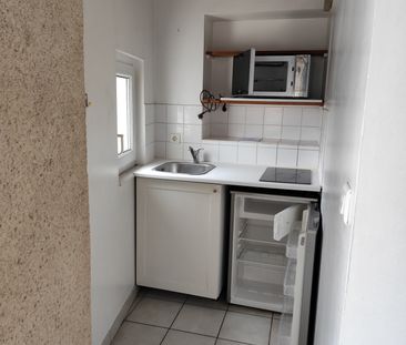 Location Appartement 1 pièce 29m² CAHORS 46000 - Photo 4