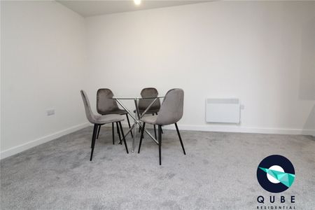 3 bedroom Flat To Rent - Photo 3