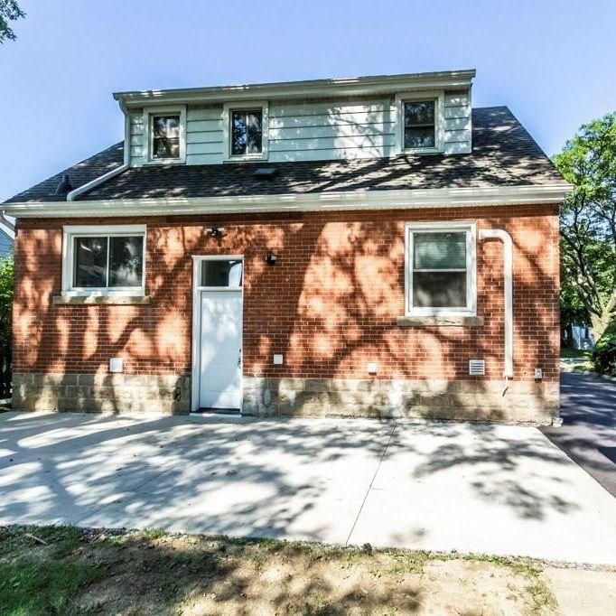 For Lease - 47 West 4th Street Unit# 2, Hamilton, Ontario - Photo 1