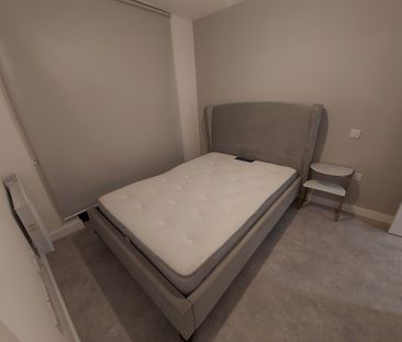 1 Bed Flat, Henry Street, S3 - Photo 2