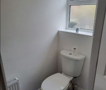 Room in a Shared House, Newton Heath, M40 - Photo 5