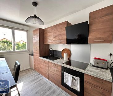 Location Appartement 3 pièces 74m² LAVAL 53000 - Photo 6