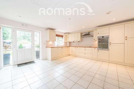 Stonehouse, Lower Basildon, RG8 - Photo 3