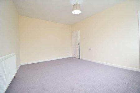 Leeds Road, Lofthouse, WF3 - Photo 4