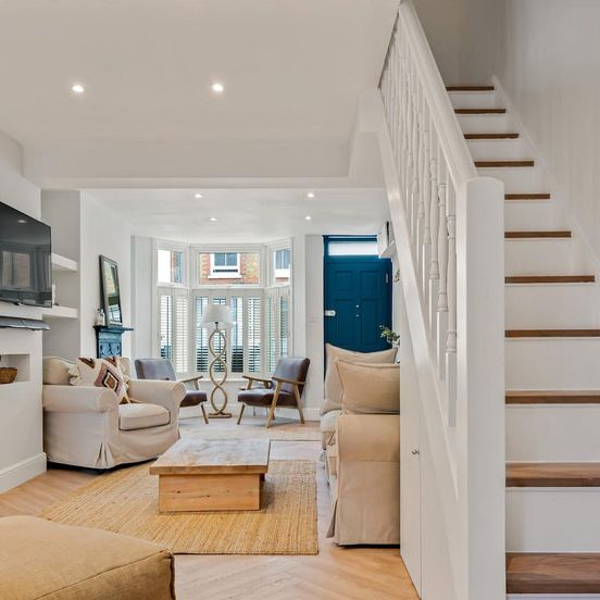 Regent Street - Photo 1