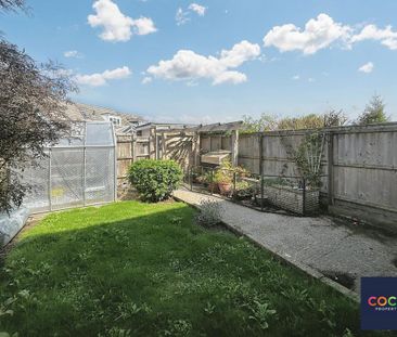 3 bedroom terraced house to rent - Photo 1