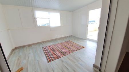 * RESERVADO *Apartamento T2 Remodelado com Anexo e 2 Terraços - Odivelas - Photo 3