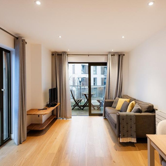 1 bedroom flat to rent - Photo 1