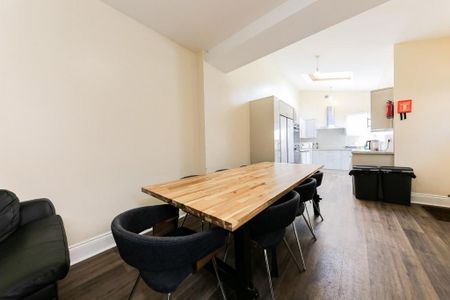 8 bedroom house to rent - Photo 4