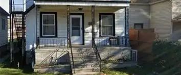 924 PIERRE — 2 Bedroom - Photo 1