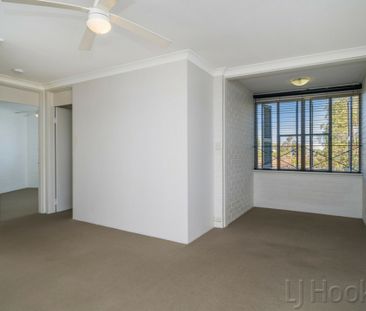 Bright and Peaceful Apartment in Churchlands - Photo 3