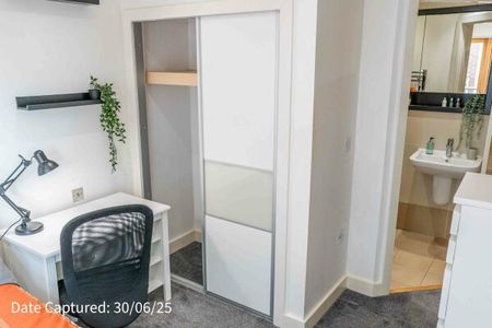 46 , ADVENTURERS COURT - Photo 3