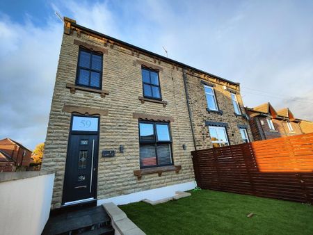 3 bedroom end of terrace house to rent - Photo 4