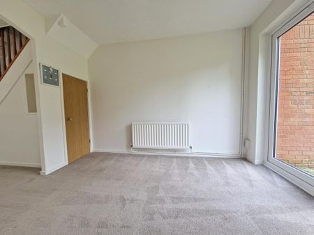 3 bedroom end of terrace house to rent - Photo 3