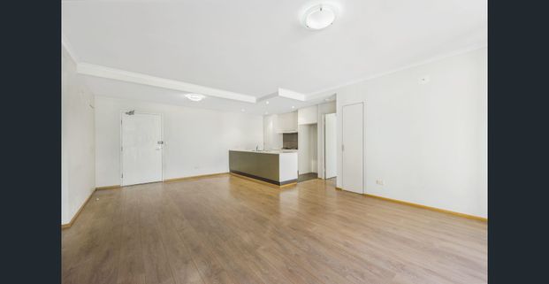 Nestled in the heart of Zetland overlook a spectacular courtyard and pool - Photo 1