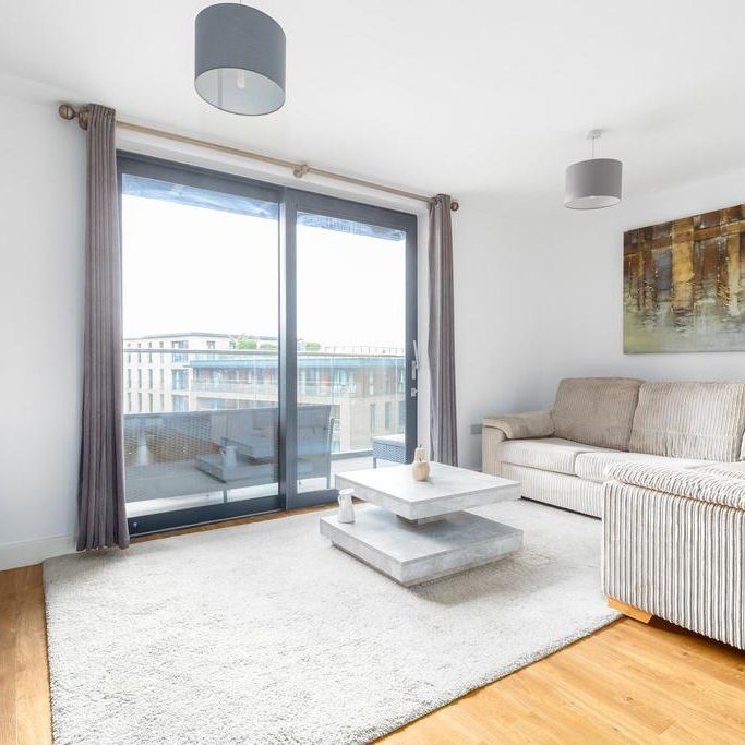 2 bedroom flat to rent - Photo 1