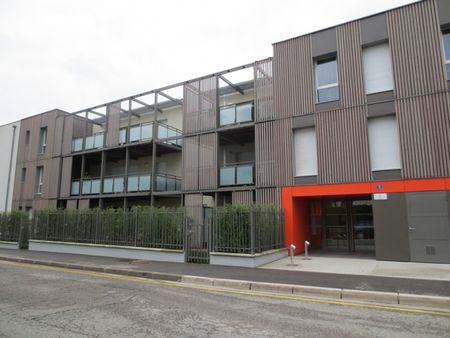 Location Appartement 2 pièces 52m² ANNECY 74000 - Photo 4