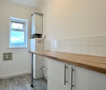 3 bedroom apartment to rent - Photo 6